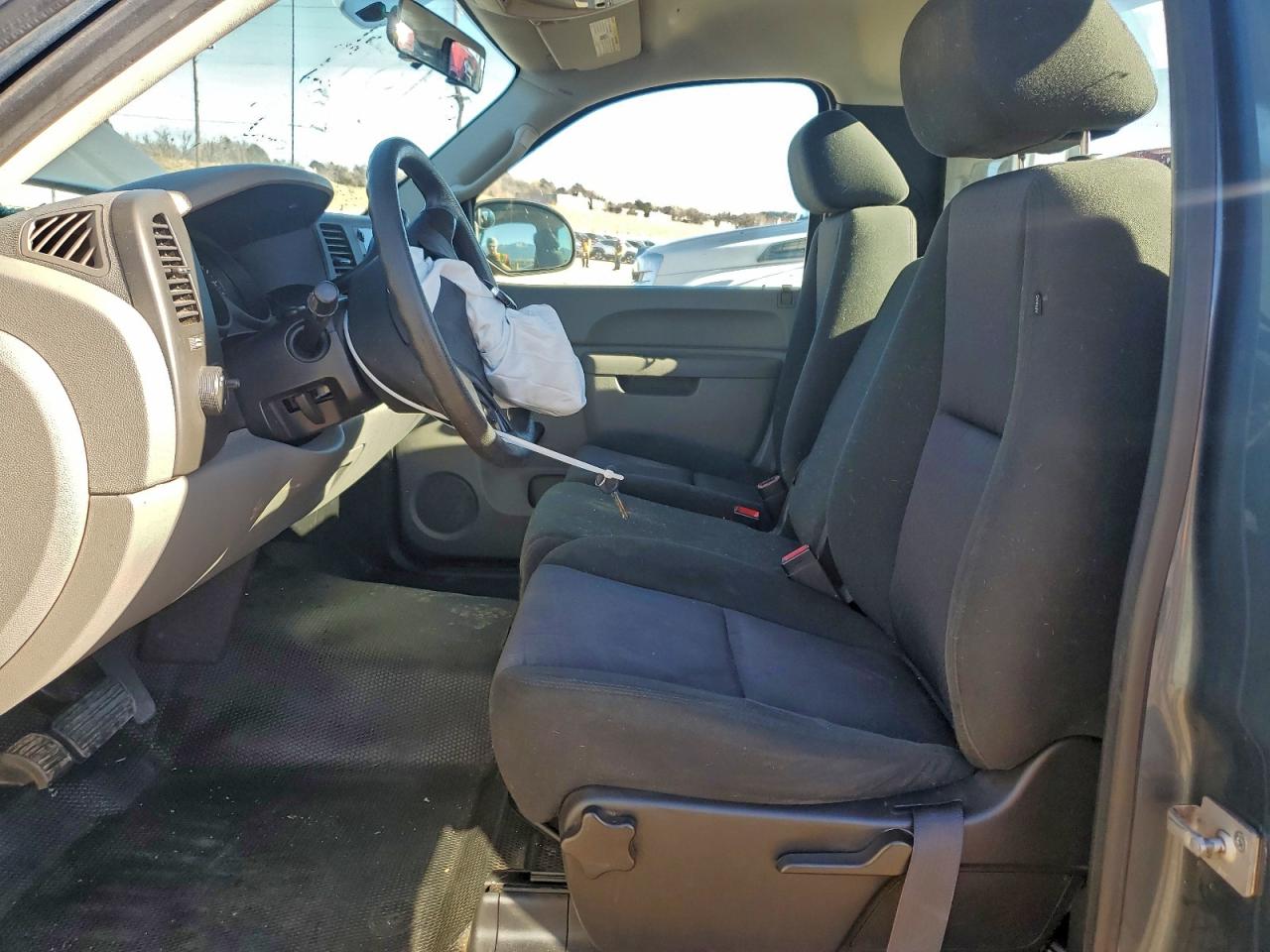 Chevrolet Silverado C1500 Image 10