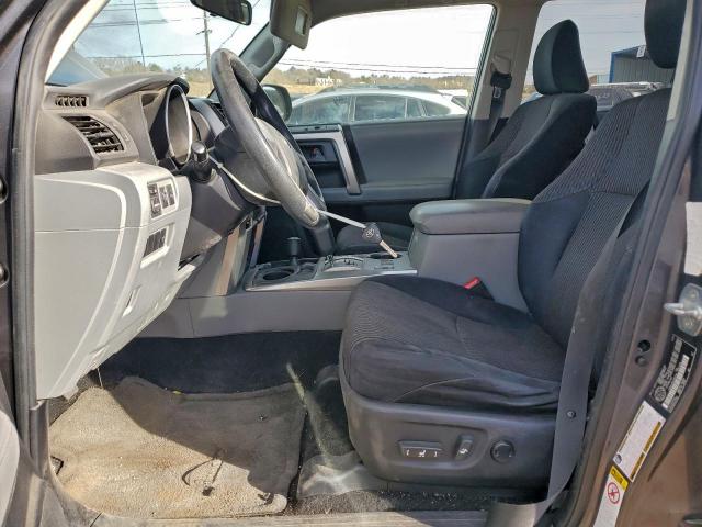 Toyota 4Runner Sr5 Image 3