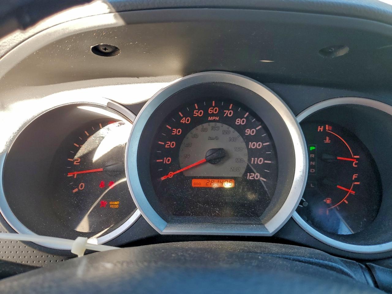 Toyota Tacoma Prerunner Access Cab Image 9