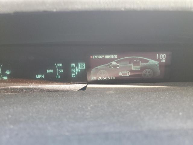 Toyota Prius Image 12