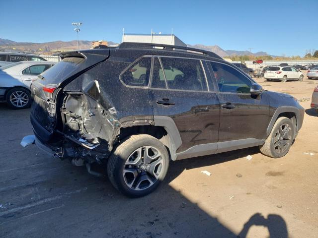 Toyota RAV4 Adventure Image 4