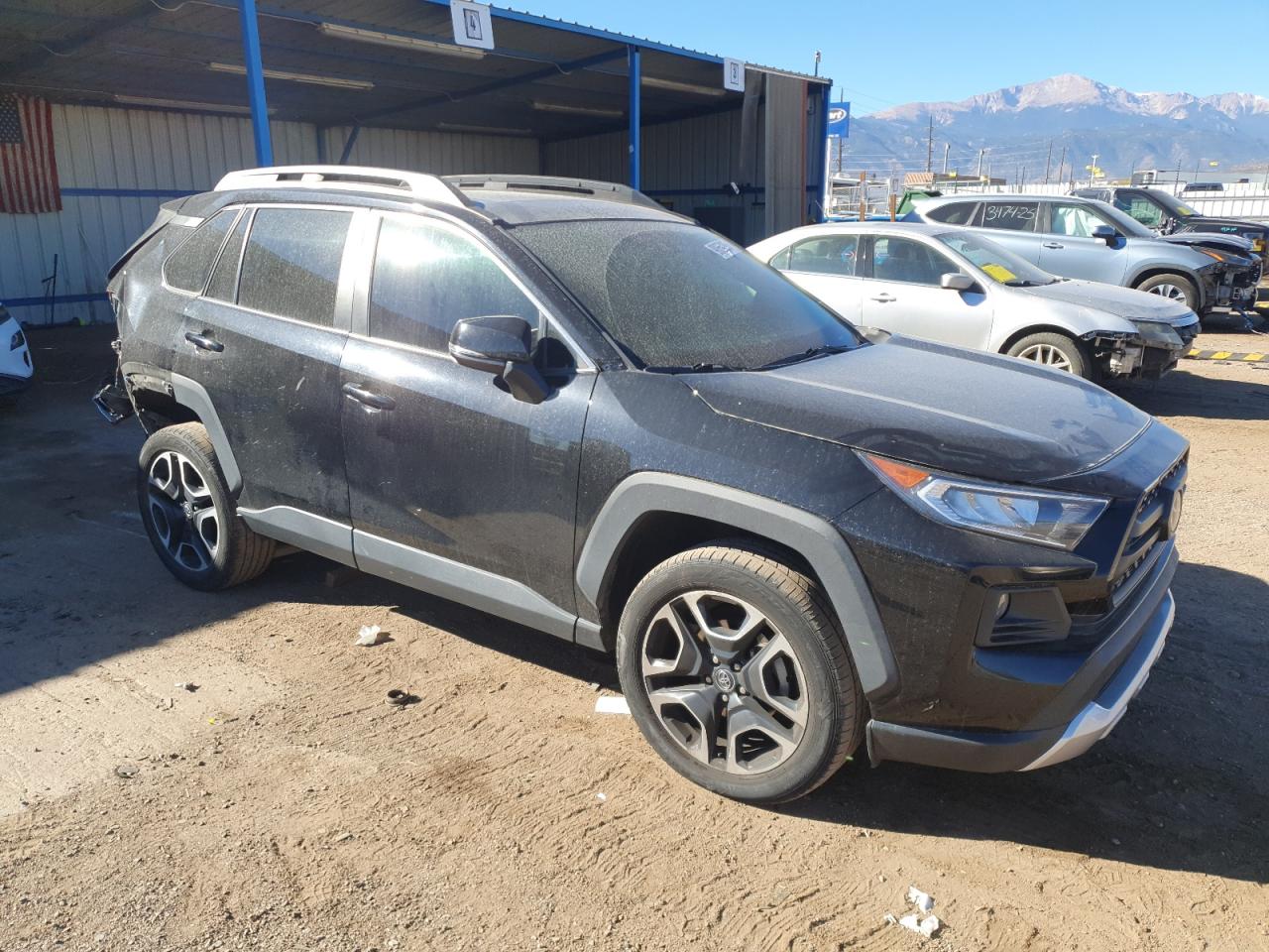 Toyota RAV4 Adventure Image 12