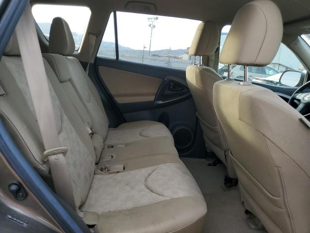 Toyota RAV4 Image 12