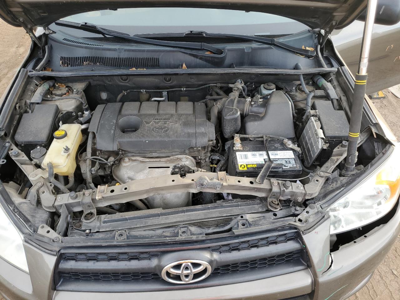 Toyota RAV4 Image 9