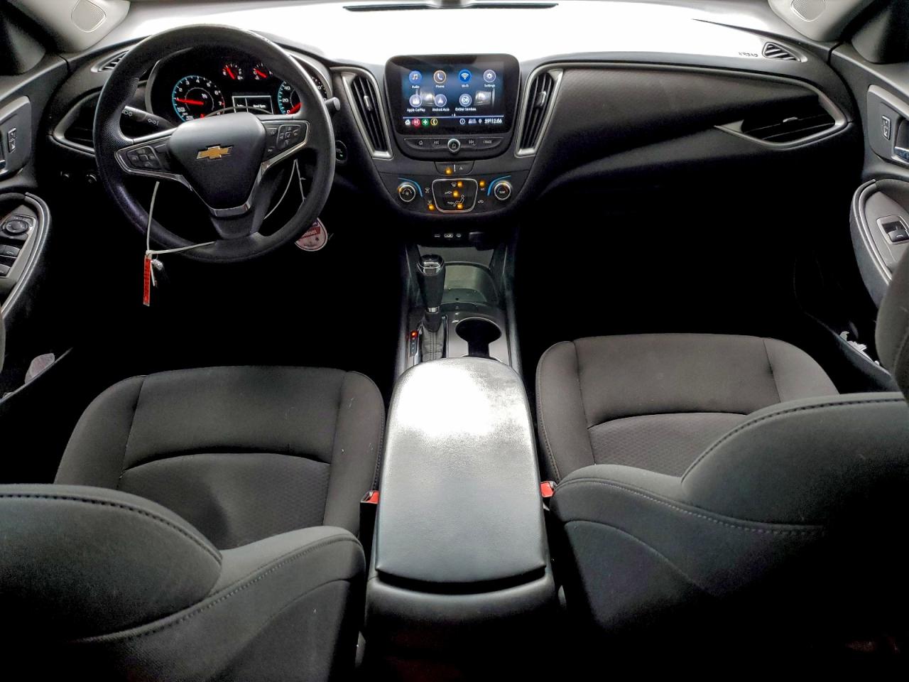 Chevrolet Malibu Ls Image 4