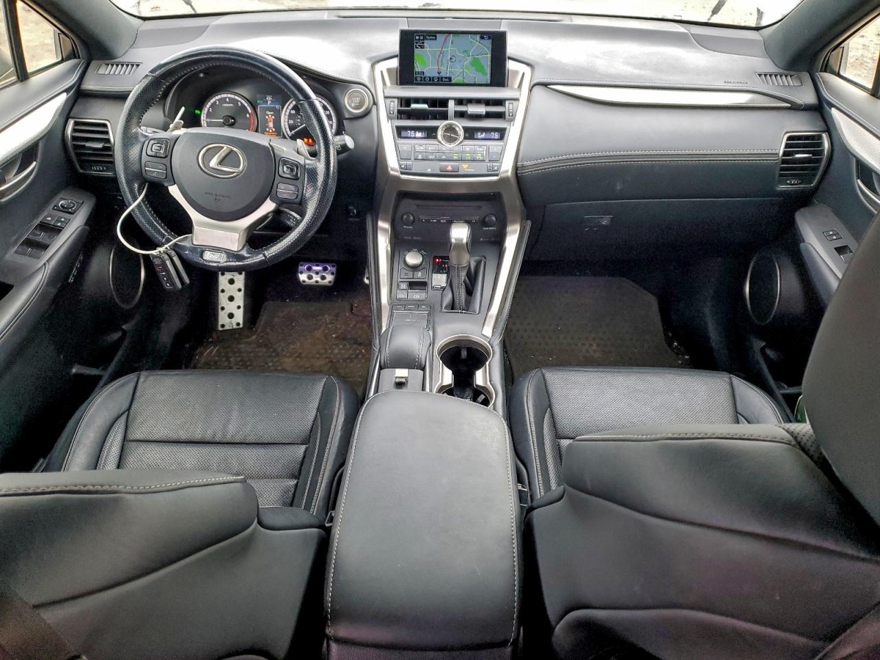 Lexus NX 200t Base Image 9