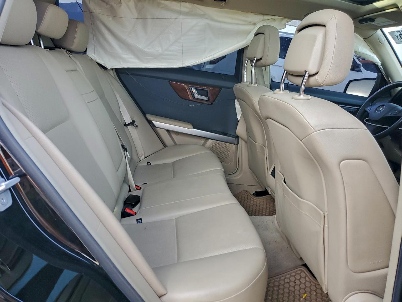 Mercedes-Benz GLK 350 4matic Image 11