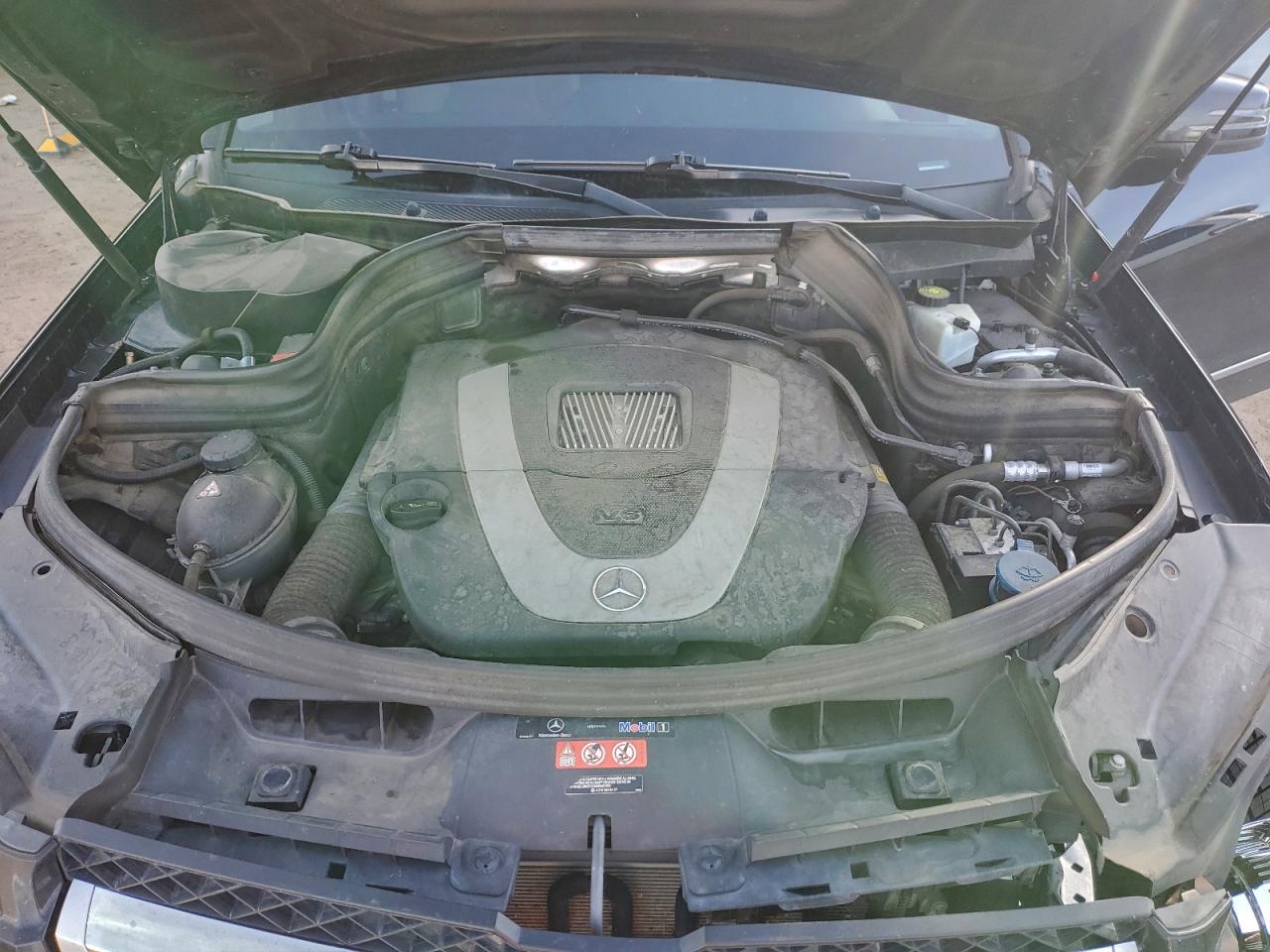 Mercedes-Benz GLK 350 4matic Image 12