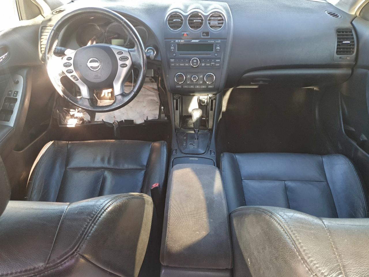 Nissan Altima 2.5 Image 3