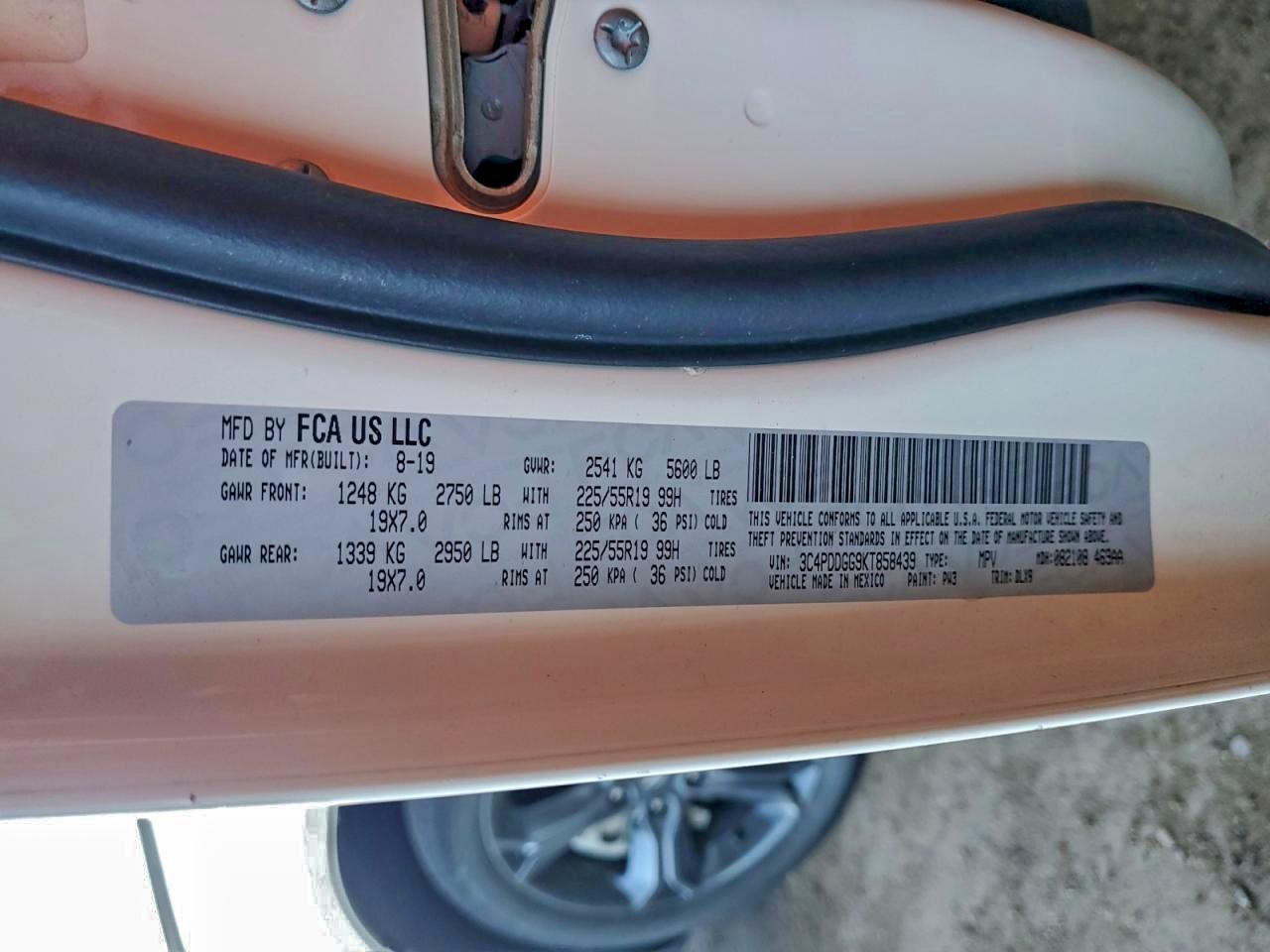 Dodge Journey Crossroad Image 12