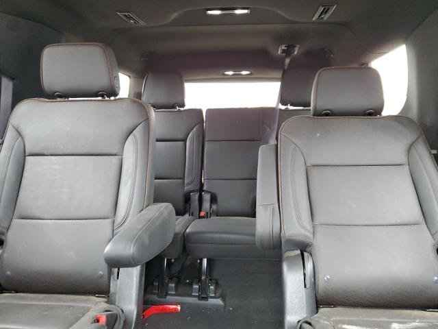 Chevrolet Suburban K1500 High Country Image 13