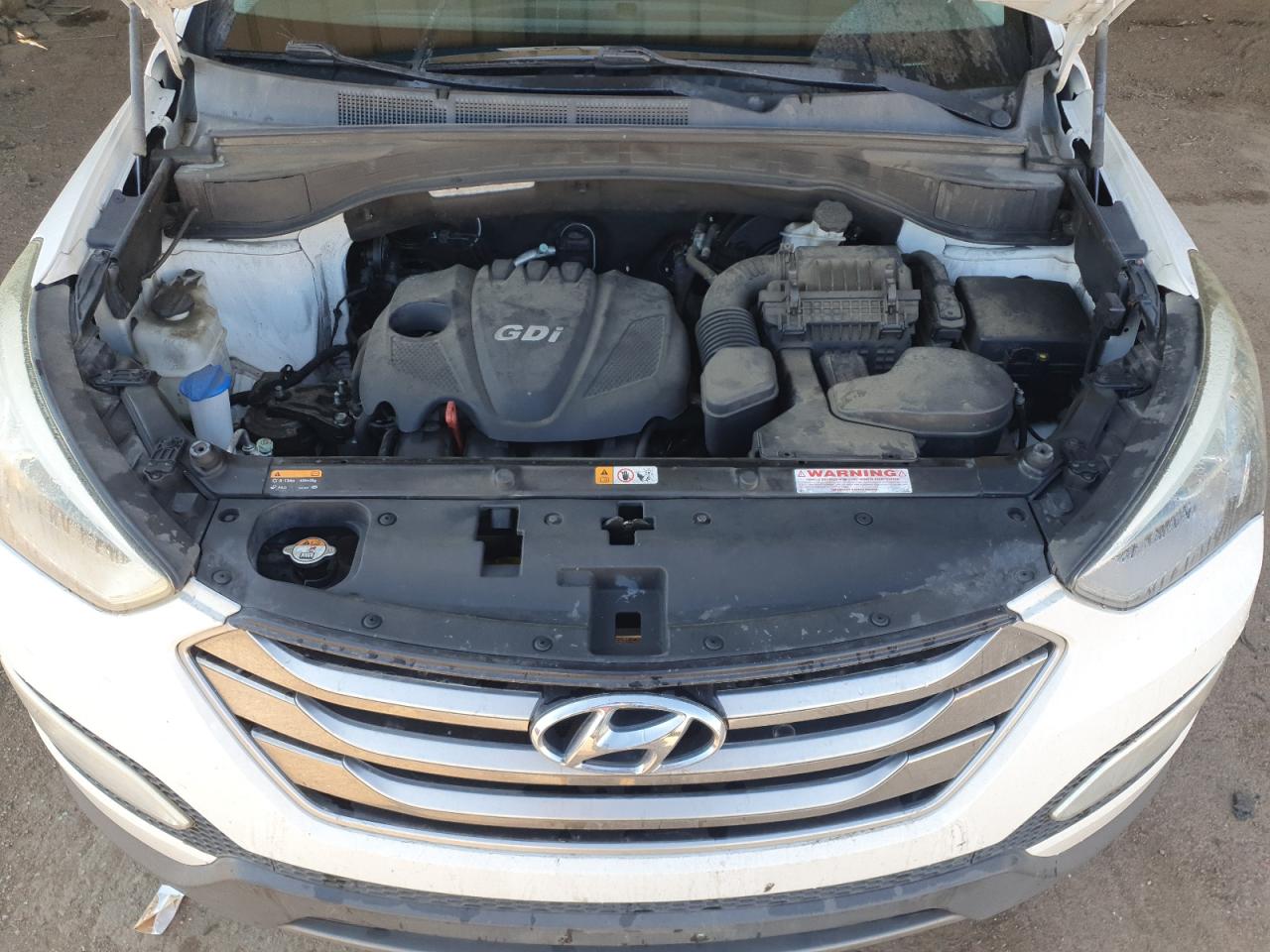Hyundai SANTA FE Image 8