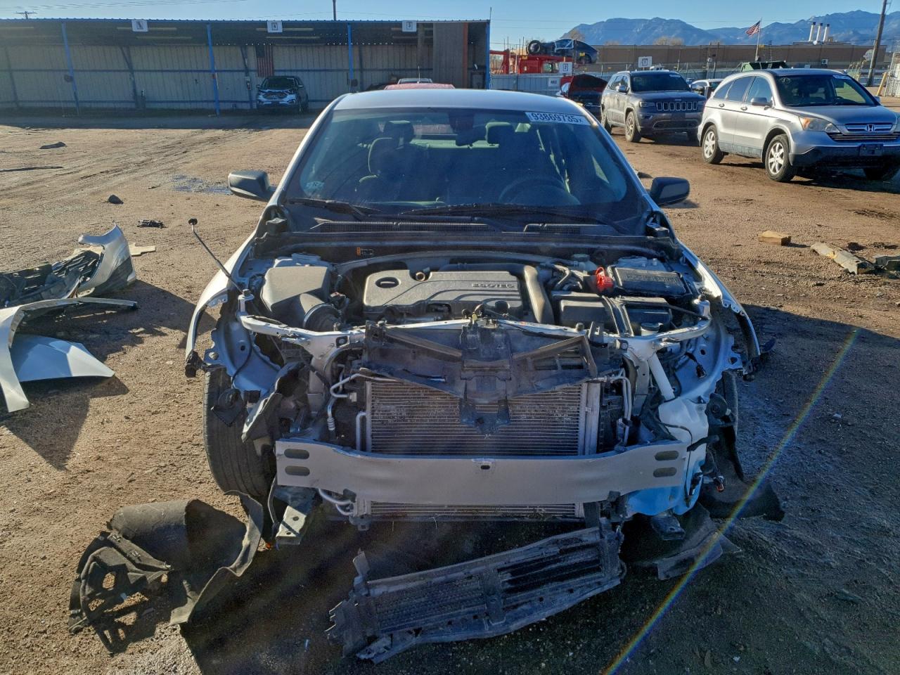 Chevrolet Malibu Ls Image 3