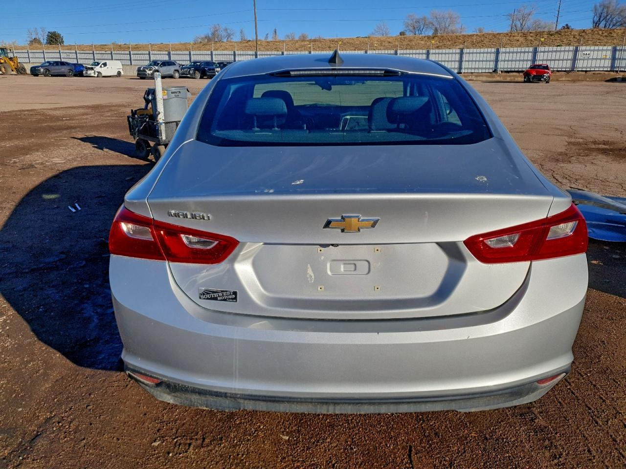 Chevrolet Malibu Ls Image 9