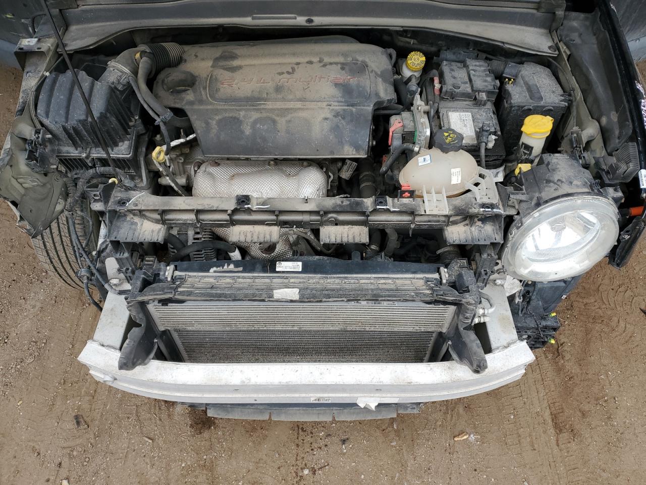 Jeep Renegade Sport Image 8