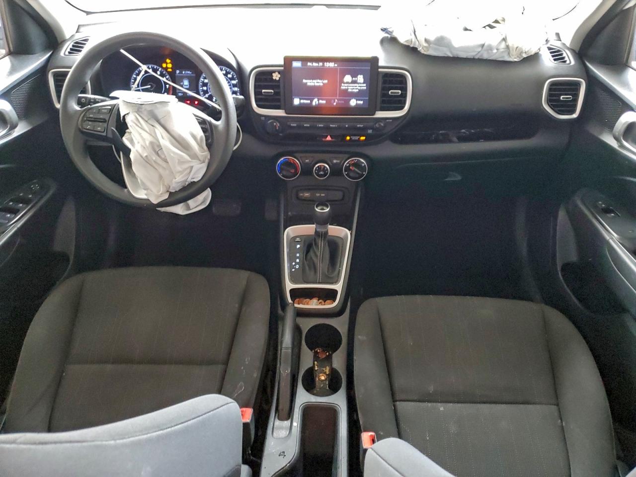 Hyundai VENUE Se Image 10