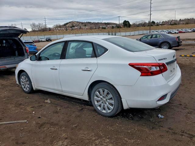 Nissan Sentra S Image 4