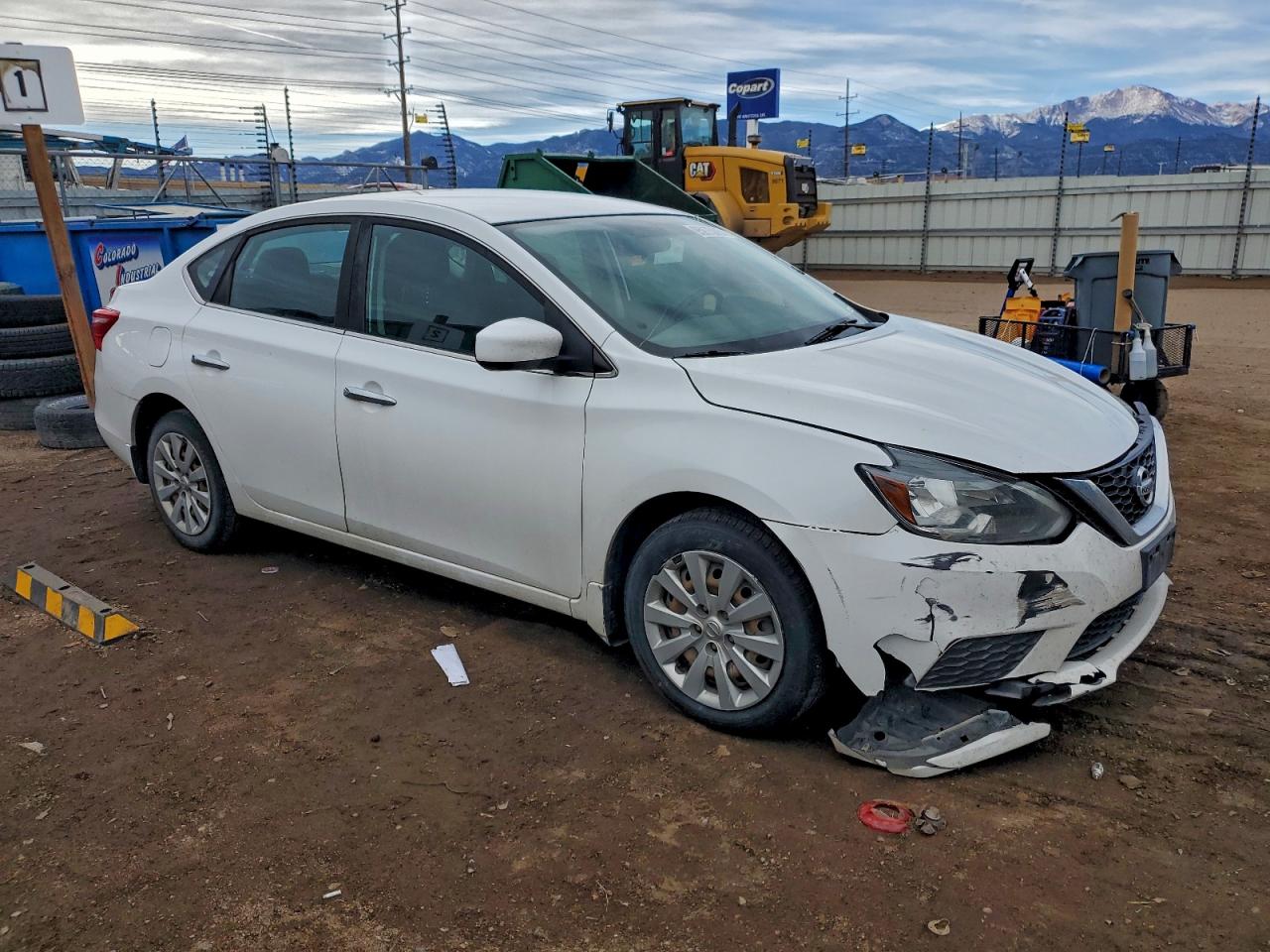 Nissan Sentra S Image 2