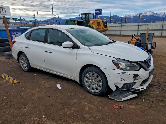 Nissan Sentra S Image 2