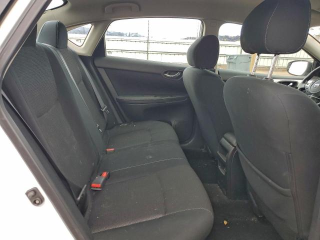 Nissan Sentra S Image 9