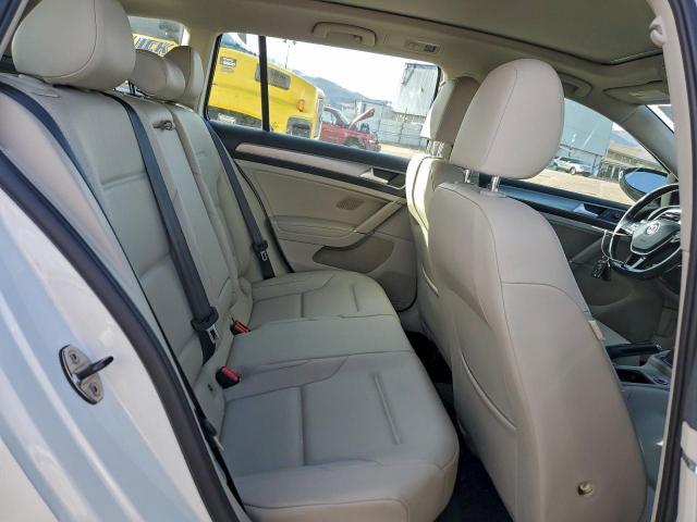 Volkswagen Golf S Image 12