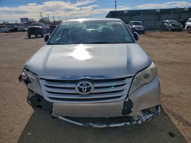 Toyota Avalon Base Image 2