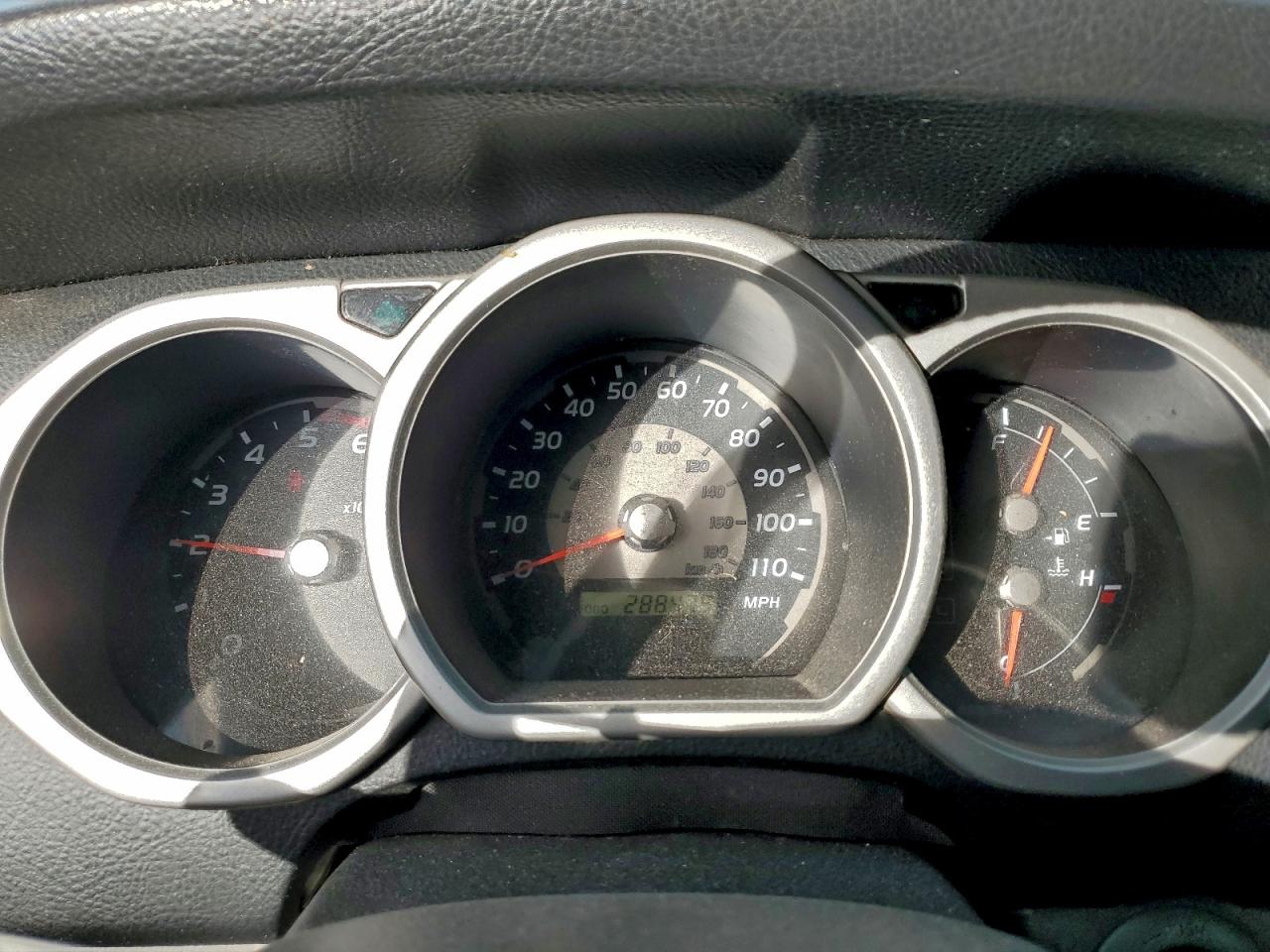 Toyota 4Runner Sr5 Image 11