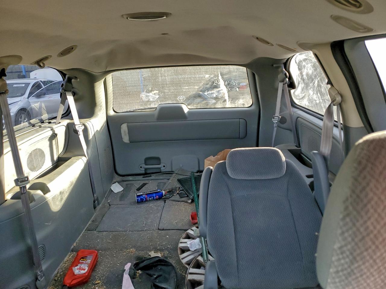 Chrysler Minivan Lx Image 6