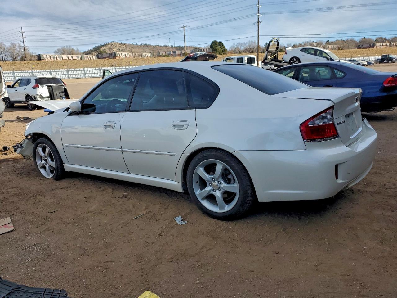 Subaru Legacy 2.5i Image 2