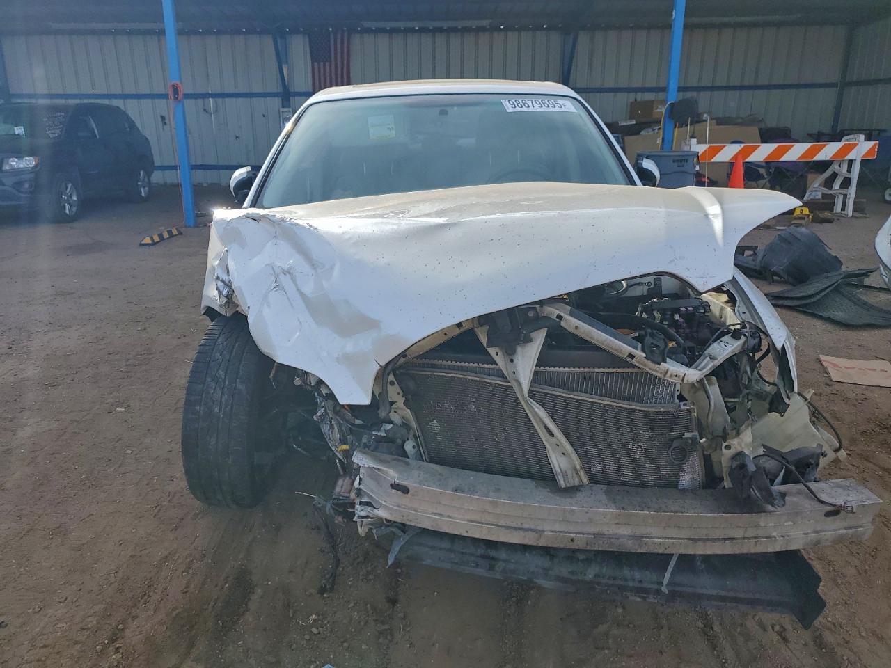 Subaru Legacy 2.5i Image 8