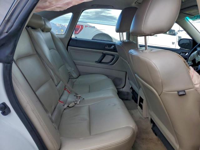 Subaru Legacy 2.5i Image 9