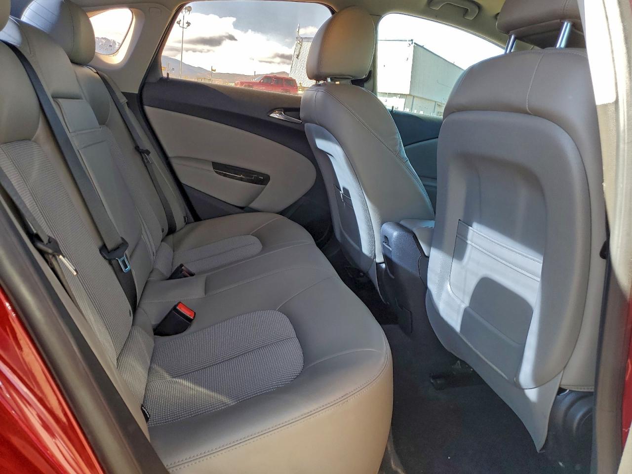 Buick Verano Image 11