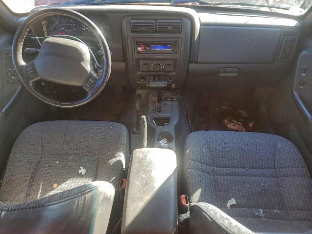 Jeep Grand Cherokee Sport Image 9