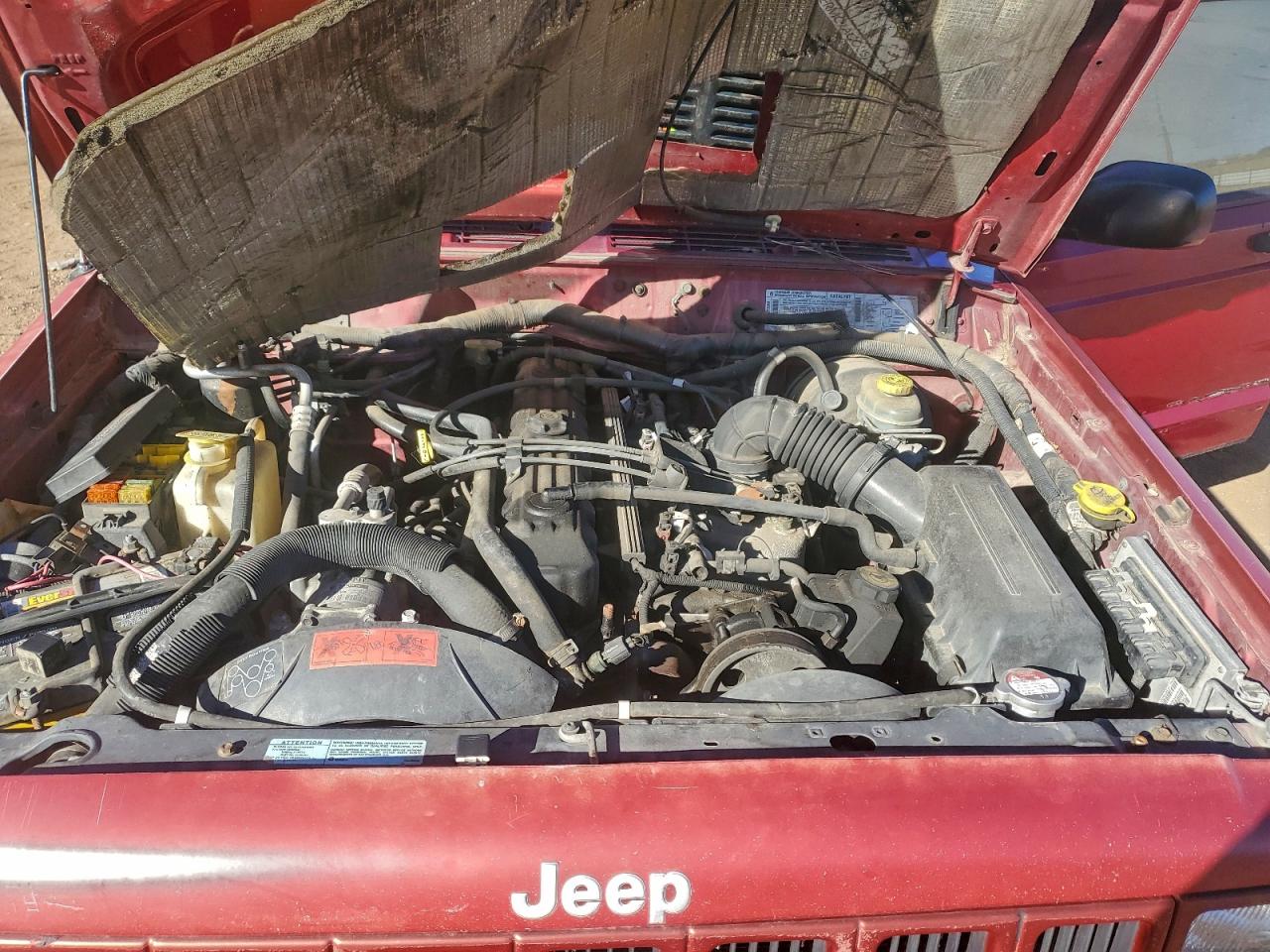 Jeep Grand Cherokee Sport Image 13