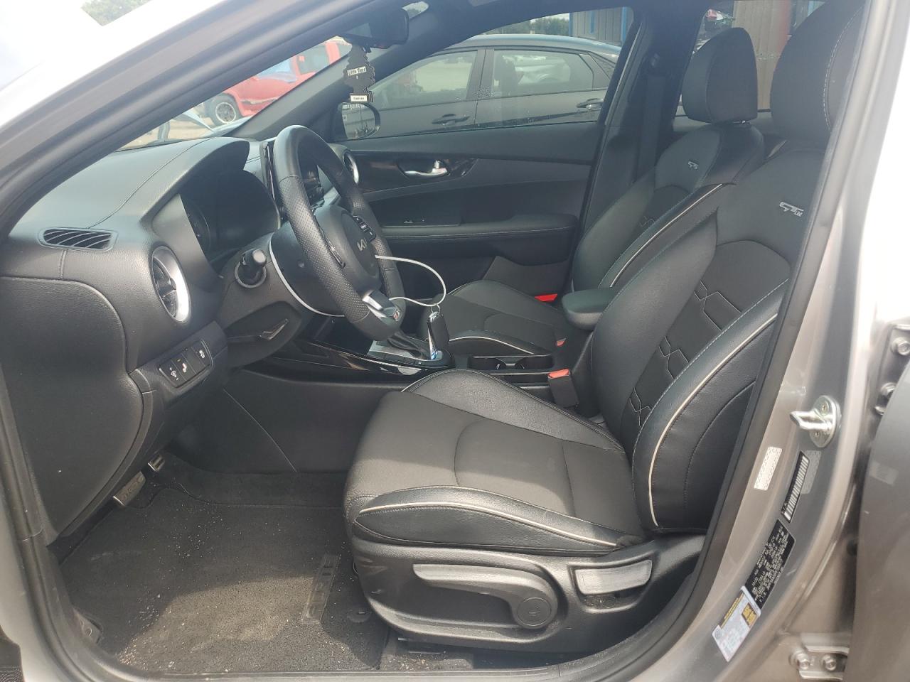 Kia Forte Gt Line Image 3