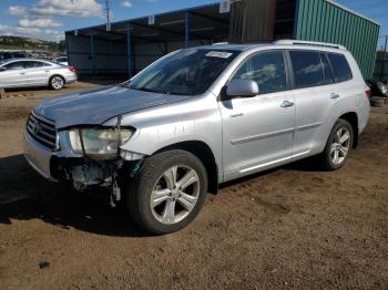  Salvage Toyota Highlander