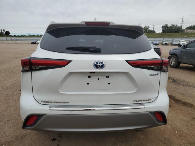 Toyota Highlander Hybrid Platinum Image 13