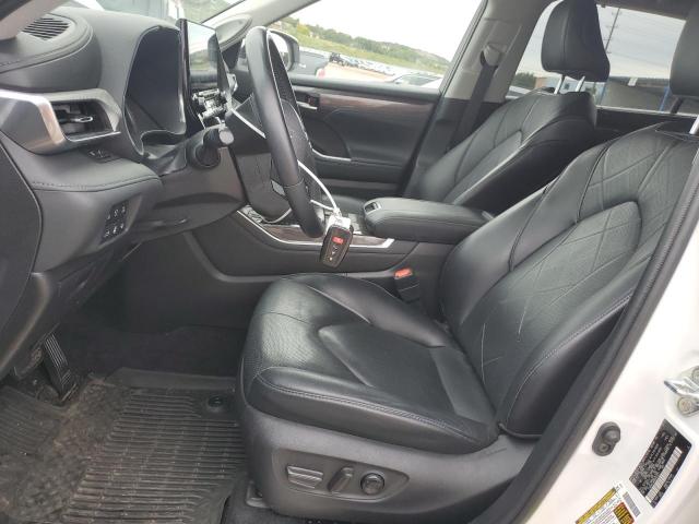 Toyota Highlander Hybrid Platinum Image 3