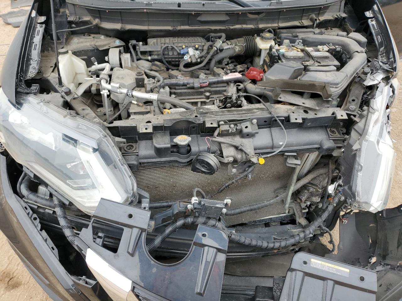 Nissan Rogue S Image 7