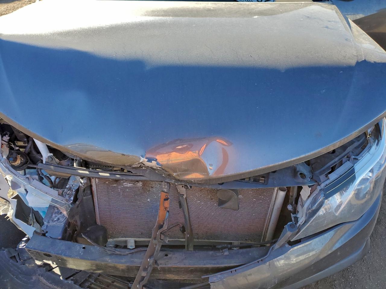 Toyota Camry L Image 8