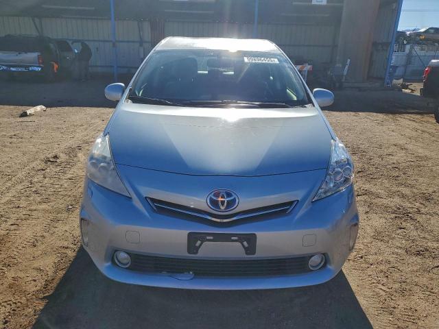 Toyota Prius Image 9