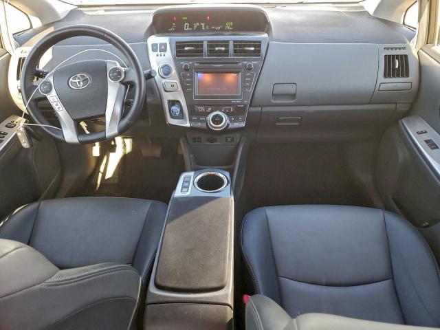 Toyota Prius Image 10