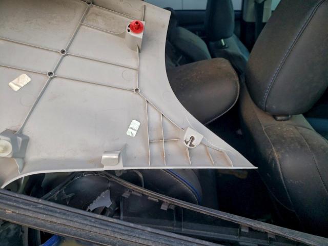 Toyota Corolla L Image 6