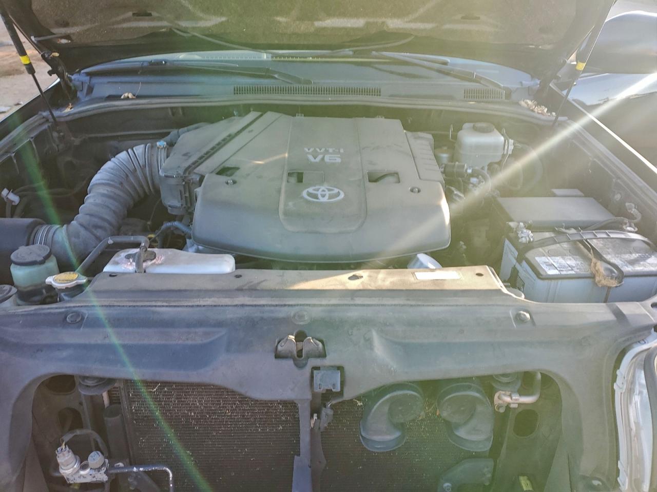 Toyota 4Runner Sr5 Image 9