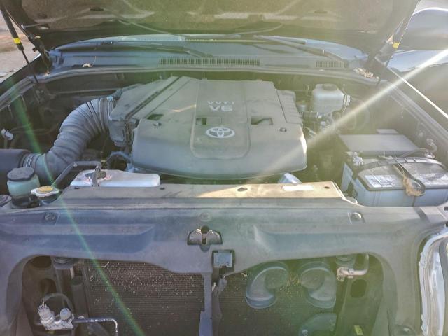 Toyota 4Runner Sr5 Image 9