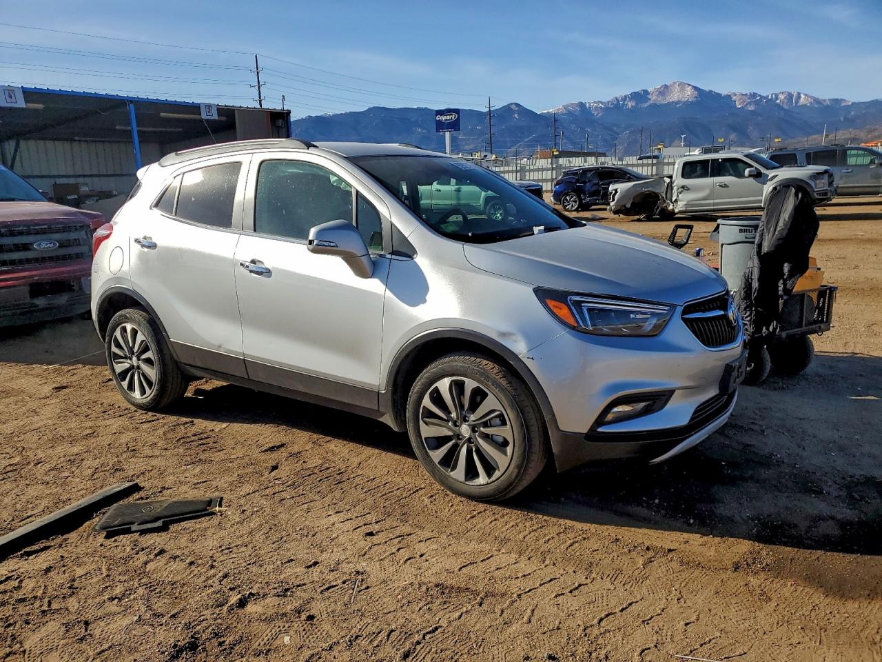 Buick Encore Essence Image 3
