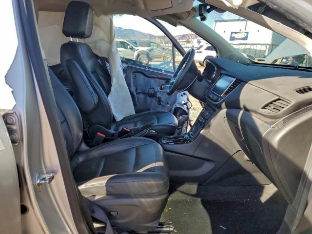 Buick Encore Essence Image 4