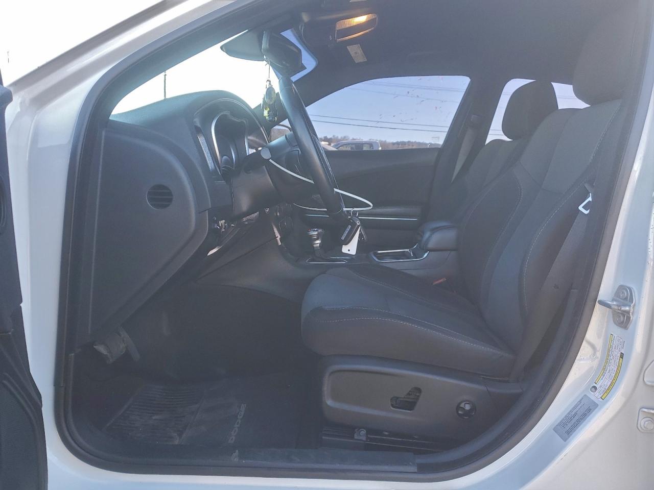 Dodge Charger Sxt Image 4