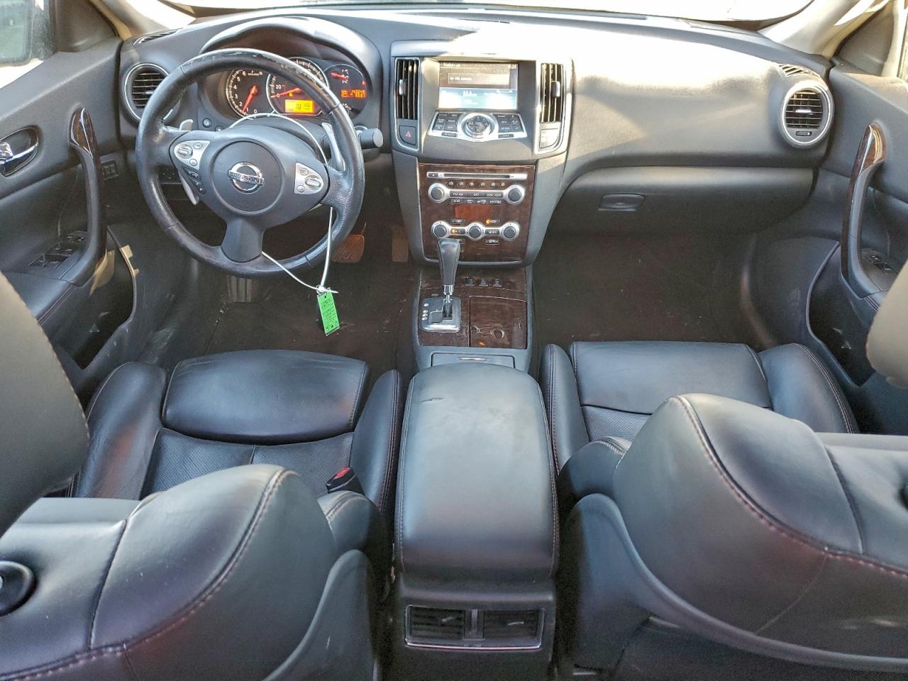 Nissan Maxima S Image 11