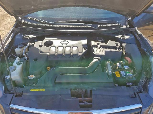 Nissan Altima 2.5 Image 9